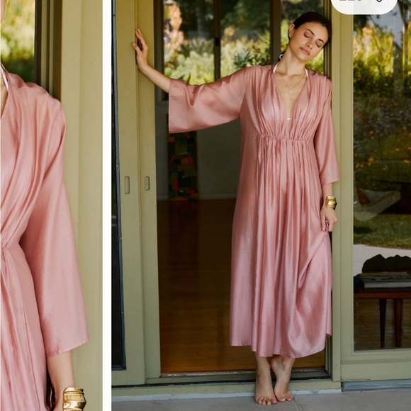 Comfy and beautiful - Picture 3 of 5